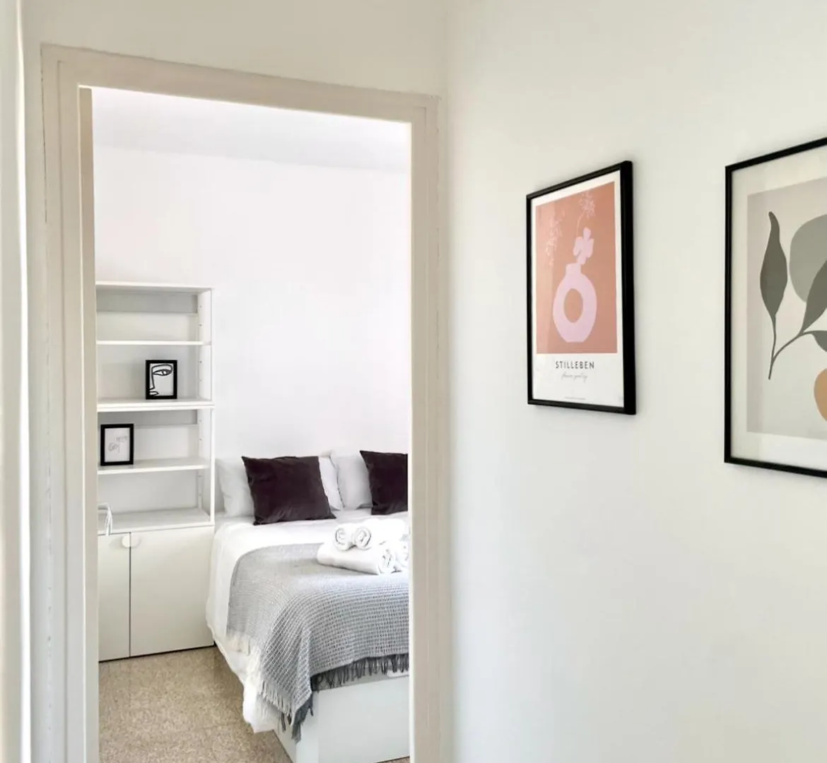 Apartamento Estacion De Portbou contacts